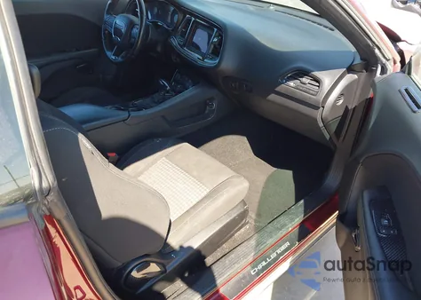 2020 Dodge Challenger Sxt из США, поврежденный, VIN 2C3CDZAG2LH201937